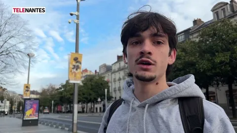 Miniature de la vidéo titrée \"Insolite : la voiture termine sur les marches des fiertés"